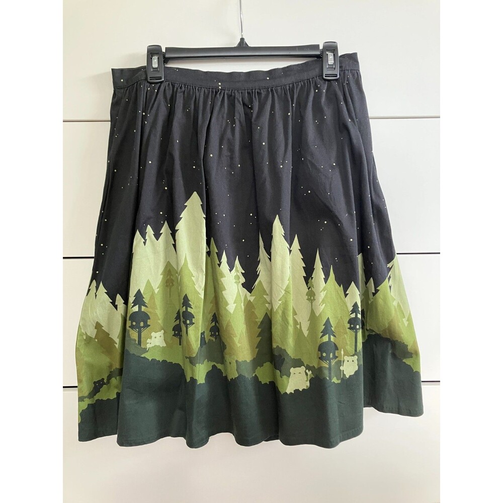Loungefly Star Wars Stitch Shoppe Endor Ewok Village Skirt Size M Lightly Worn!